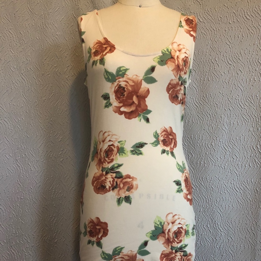 White floral Forever21 stretch mini dress sz M